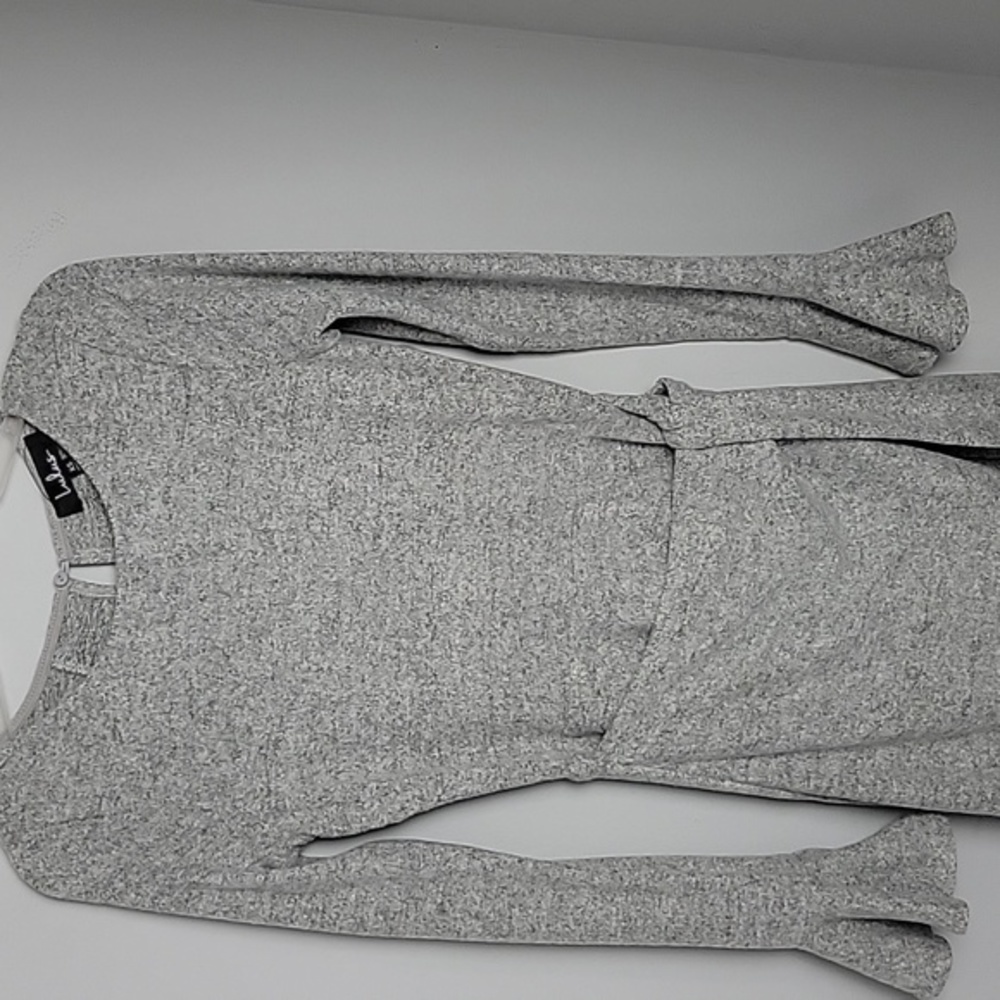 Women's Lulu's dress - Picture 4 of 13